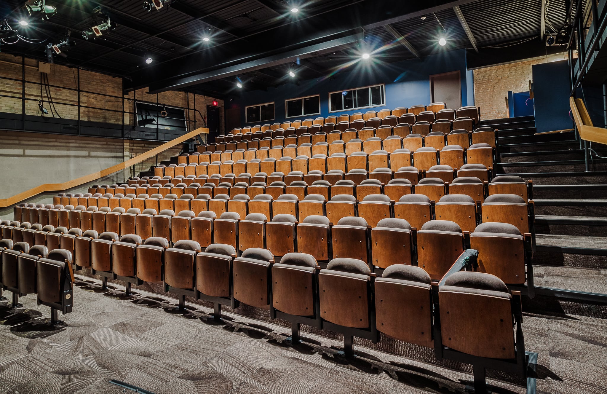 theatreforsocial_5.jpg (582 KB)